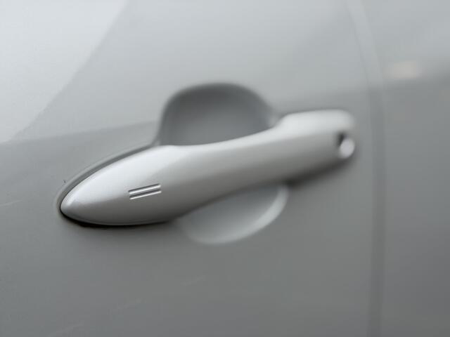 Toyota YARIS Cross 1.5 Hybrid First Edition Apple/Android, Cruise control, Achteruitrijcamera , All-in Rijklaarprijs