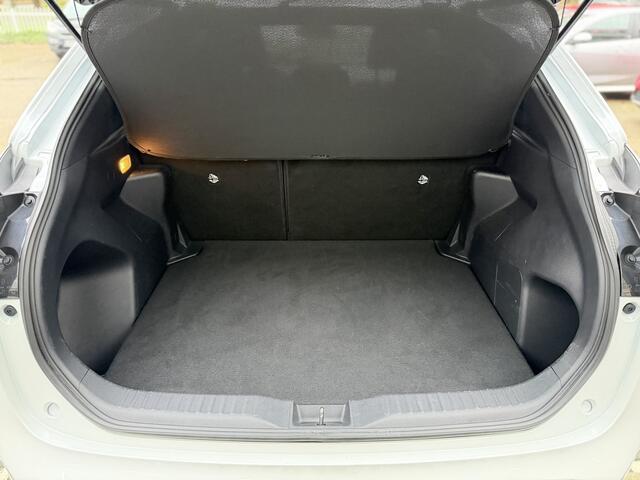 Toyota YARIS Cross 1.5 Hybrid First Edition Apple/Android, Cruise control, Achteruitrijcamera , All-in Rijklaarprijs