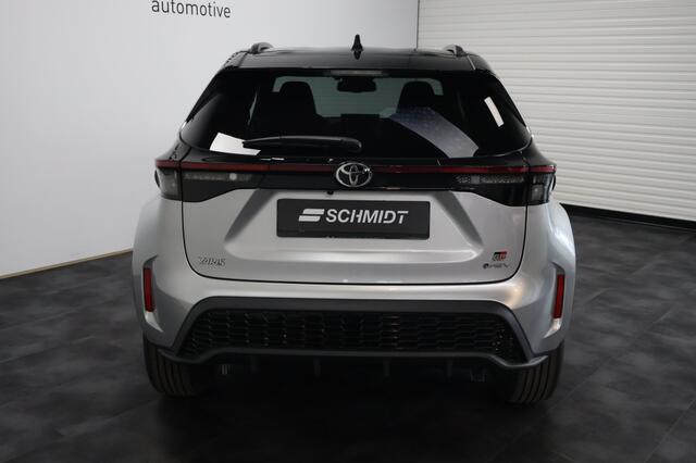 Toyota YARIS 1.5 Hyb 130 GR Sport Automaat | Camera | Winter Pakket | Keyless