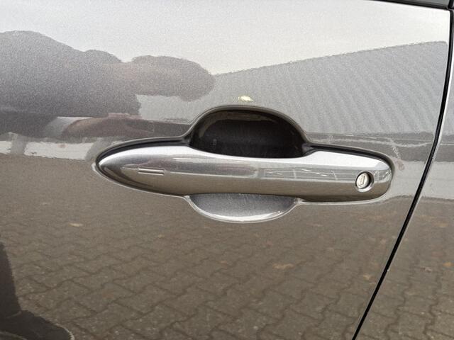 Toyota YARIS 1.5 Hybrid Dynamic | Sensoren V/A | Stuur+stoelverwarming |
