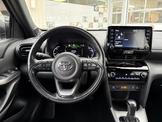Toyota YARIS 1.5 Hybrid Dynamic | Sensoren V/A | Stuur+stoelverwarming |
