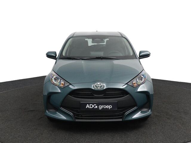 Toyota YARIS 1.5 Hybrid 115 Comfort | ADG XMAS EDITION | Lichtmetalen Velgen | Achteruitrijcamera | Apple Carplay | Android Auto |