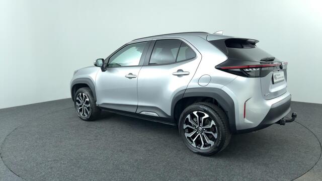 Toyota YARIS Cross 1.5 Hybrid Dynamic | Trekhaak | Navigatie | All seasonbanden | RIJKLAAR