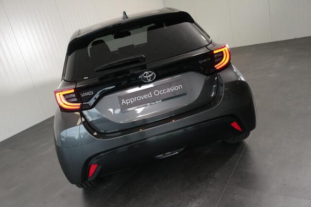 Toyota YARIS 1.5 Hybrid Executive Limited Panodak , Head up Display