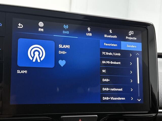 Toyota YARIS Cross 1.5 Hybrid Dynamic | Limited | Panorama dak | Stoelverwarming |