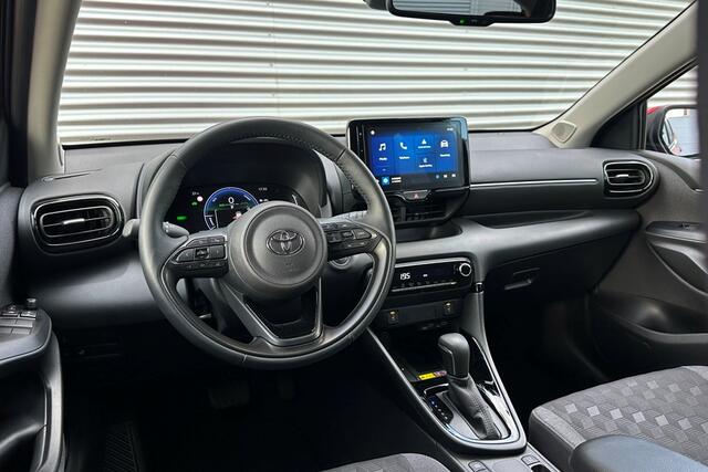 Toyota YARIS 1.5 Hybrid 115 Dynamic Comfort Pack / Face-lift