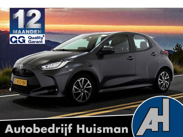 Toyota YARIS 1.5 Hybrid 85kW/115pk CVT Dynamic SOUNDPAKKET + ADAPT.CRUISE + LANE ASSIST + APPLE CARPLAY/ANDROID AUTO + LED KOPLAMPEN + CLIMA + PD-GLASS + ACHTERUITRIJCAMERA + SPORTSTOELEN + MISTLAMPEN + 16" LM-VELGEN!!