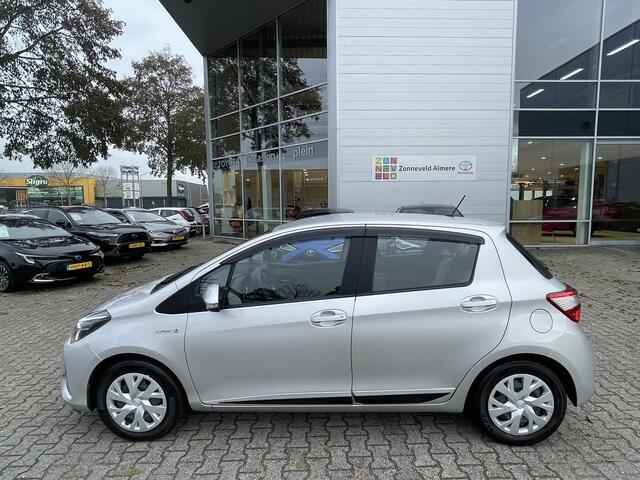 Toyota YARIS 1.5 Hybrid Design Sport parkeersensoren achter