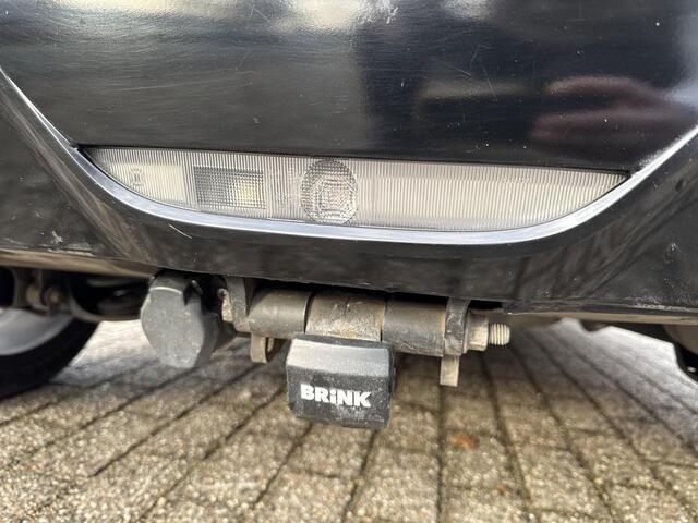 Toyota YARIS 1.5 Hybrid Bi-Tone | 06-10141018 Voor meer informatie