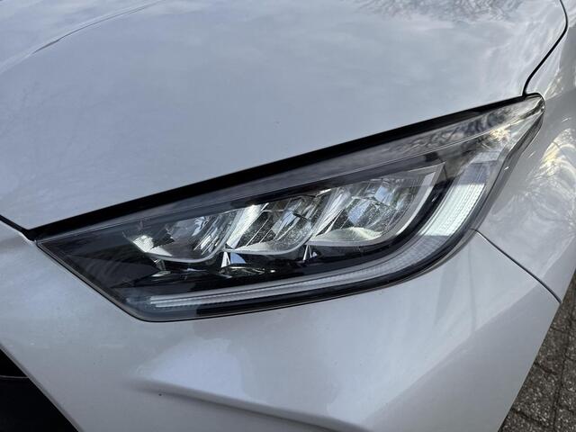 Toyota YARIS 1.5 Hybrid Bi-Tone | 06-10141018 Voor meer informatie