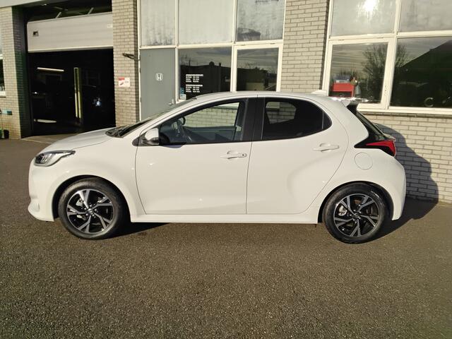 Toyota YARIS 1.5 Hybrid 115 Dynamic