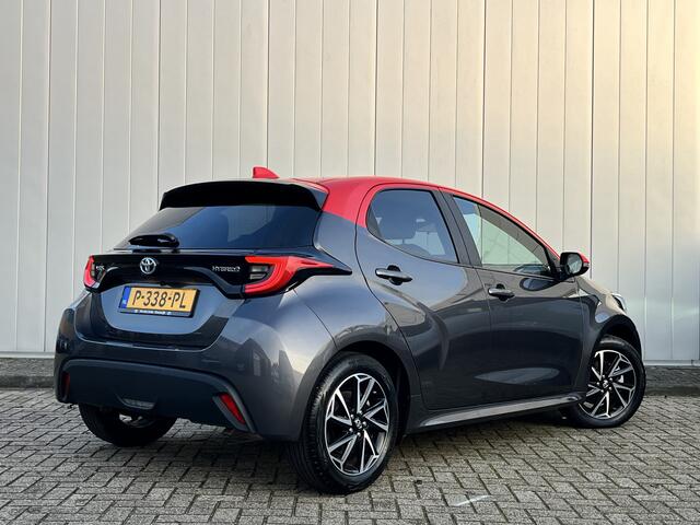 Toyota YARIS 1.5 Hybrid Tokyo Spirit NL Auto Dealer Onderhouden keyless Navi Carplay