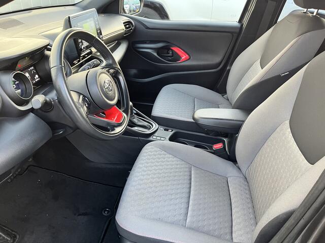 Toyota YARIS 1.5 Hybrid Tokyo Spirit NL Auto Dealer Onderhouden keyless Navi Carplay