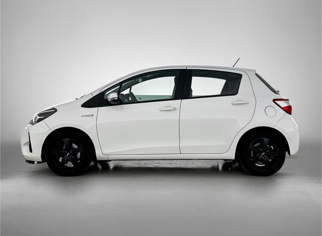 Toyota YARIS 1.5 Hybrid Active | Trekhaak |