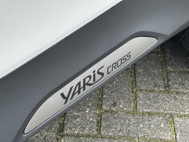 Toyota YARIS Cross 1.5 Hybrid 130 Executive | Michelin all-season banden | Trekhaak 13-polig |