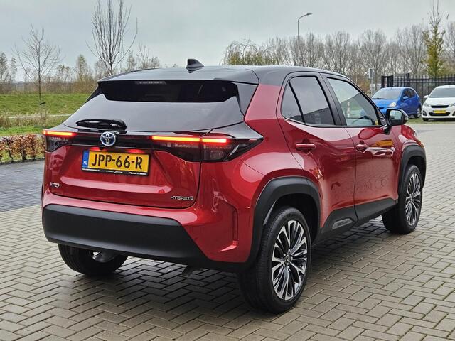 Toyota YARIS Cross 1.5 Hybrid Executive Two Tone Aut. Panodak HUD