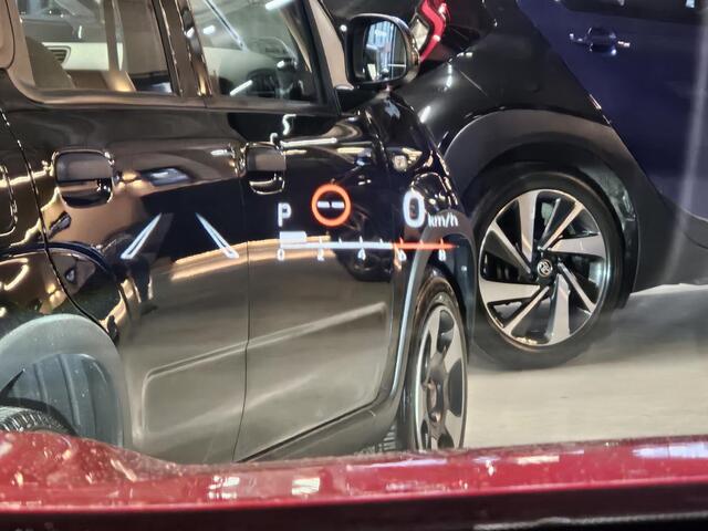 Toyota YARIS Cross 1.5 Hybrid Executive Two Tone Aut. Panodak HUD