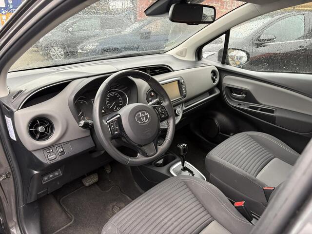 Toyota YARIS 1.5 Hybrid Dynamic , Automaat, Navi, Camera, Cruise, LMV 15 Inch, Bluetooth, Elektrische ramen voor, LKA