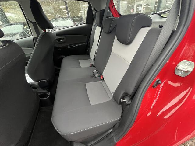 Toyota YARIS 1.5 Hybrid Active Cruise Acamera Klima Nap