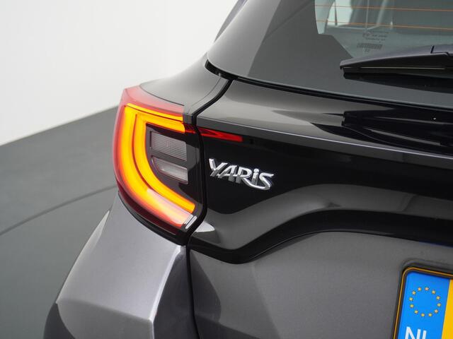 Toyota YARIS 1.5 Hybrid Dynamic Camera/Navi/LM velgen etc.