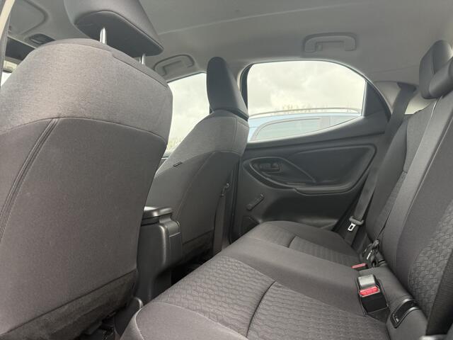 Toyota YARIS 1.5 Hyb. Active