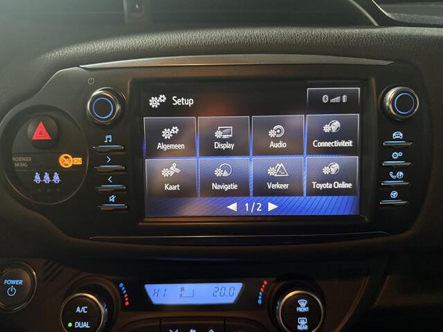 Toyota YARIS 1.5 Hybrid Bi-Tone