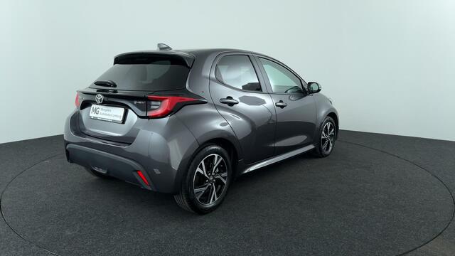 Toyota YARIS 1.5 Hybrid 115 First Edition
