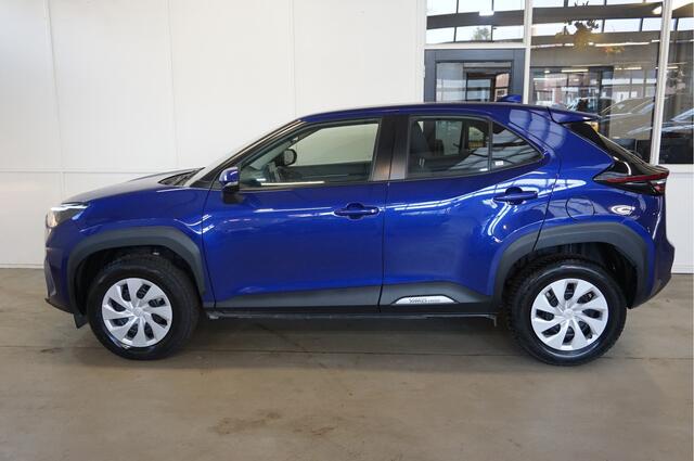 Toyota YARIS Cross 1.5 Hybrid adaptive cruise control | android auto / apple carplay