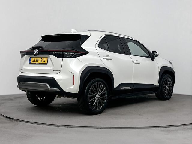 Toyota YARIS Cross 1.5 Hybrid Adventure Limited | Navi | Stoelverwarming | HUD | Parkeersensoren |