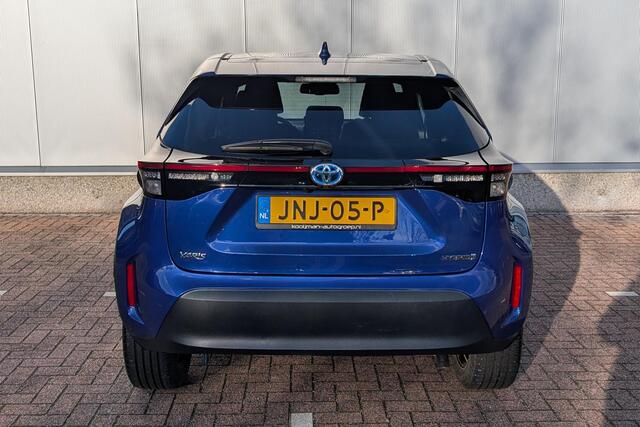 Toyota YARIS Cross 1.5 Hybrid First Edition | Navigatie| Kofferbakmat| Grote LM Velgen|