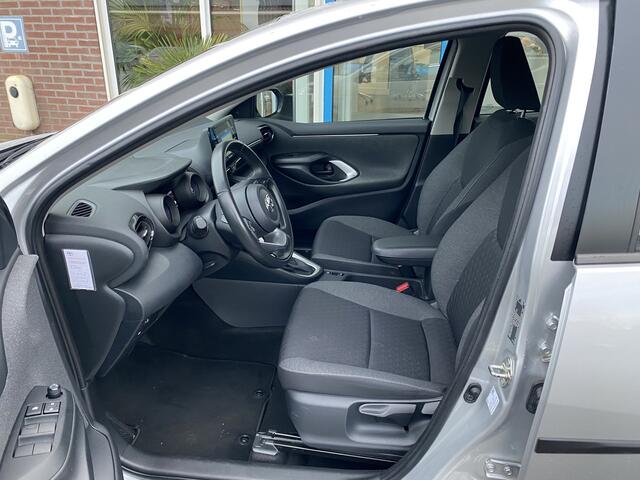 Toyota YARIS 1.5 Hybrid First Edition