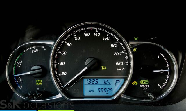 Toyota YARIS 1.5 Hybrid Navi PDC Keyless