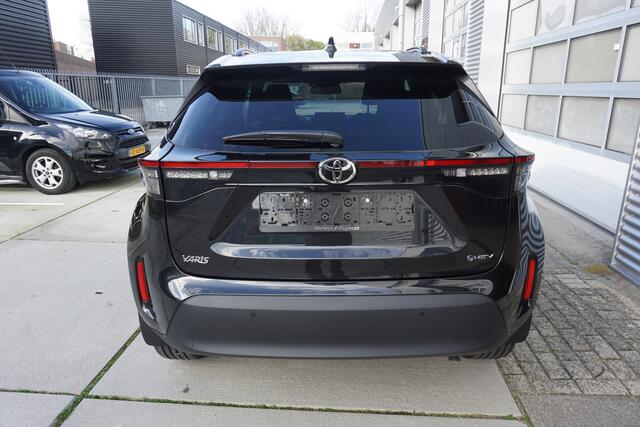 Toyota YARIS Cross 1.5 Hybrid 115 Business Plus |Navi|Carplay|PDC V+A|Dodehoek|Stoel en stuurverw.|
