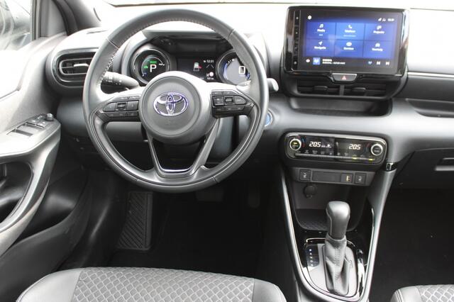 Toyota YARIS 1.5 Hybrid Executive Automaat | Navi | Camera | Clima