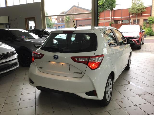 Toyota YARIS 1.5 Hyb. Y20 Excl Ed
