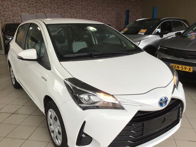 Toyota YARIS 1.5 Hyb. Y20 Excl Ed