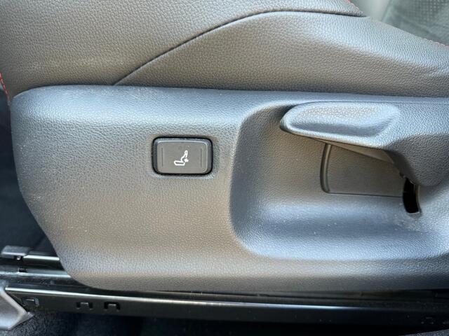 Toyota YARIS Cross 1.5 Hybrid FWD GR Sport | ACC | JBL | Camera | Trekhaak