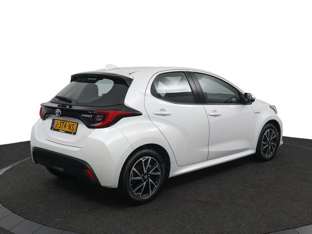 Toyota YARIS 1.5 Hybrid First Edition | Apple Carplay/Android Auto | Parkeercamera | Adaptieve Cruise-Control |