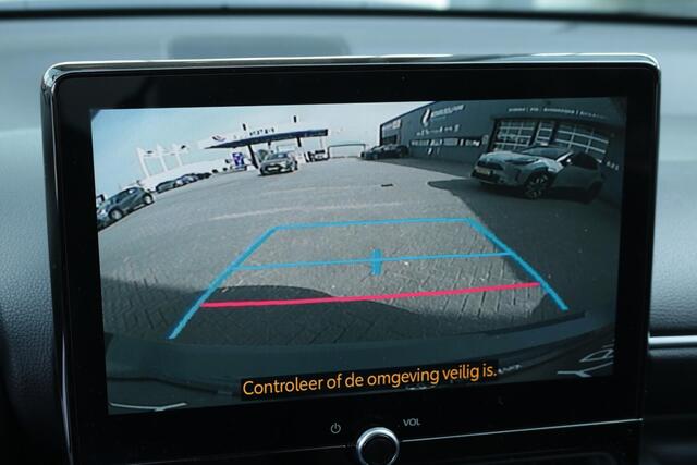 Toyota YARIS 1.5 Hybrid 115 Dynamic Comfort Pack!, Apple Carplay Android Auto, BSM, Parkeersensoren, Climate Control, parkeercamera.