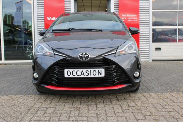Toyota YARIS 1.5 VVT-i Design Red met trekhaak