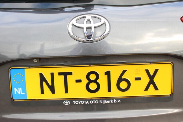 Toyota YARIS 1.5 VVT-i Design Red met trekhaak