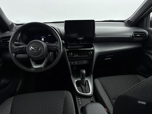 Toyota YARIS Cross 1.5 Hybrid Dynamic Stoel en stuurverwarming | Parkeersensoren V+A | Climate Control