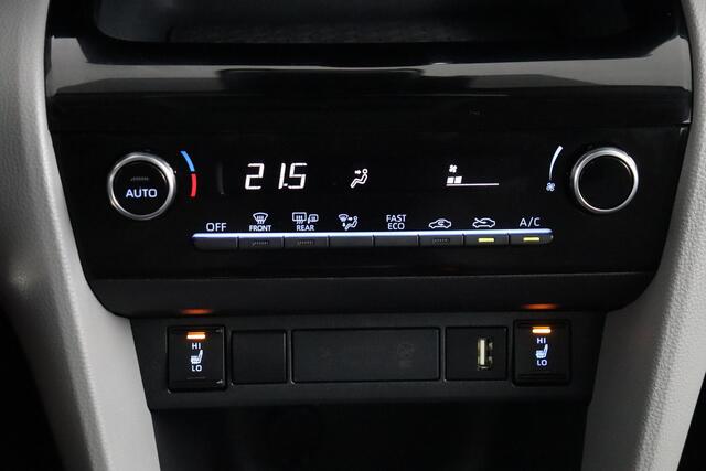 Toyota YARIS Cross 1.5 Hybrid Dynamic Trekhaak | Parkeersensoren | Stoelverwarming | Navigatie |