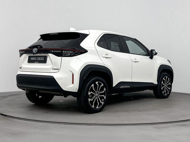 Toyota YARIS Cross 1.5 Hybrid First Edition All Wheel Drive | Parkeersensoren V+A | Dodehoek Detectie