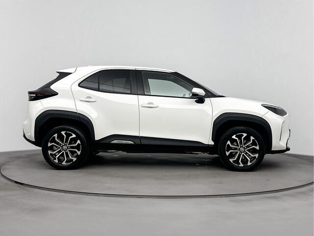 Toyota YARIS Cross 1.5 Hybrid First Edition All Wheel Drive | Parkeersensoren V+A | Dodehoek Detectie