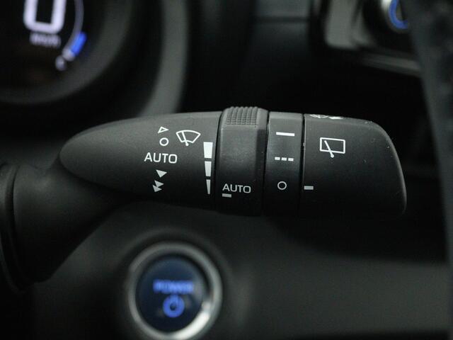 Toyota YARIS 1.5 Hybrid Dynamic