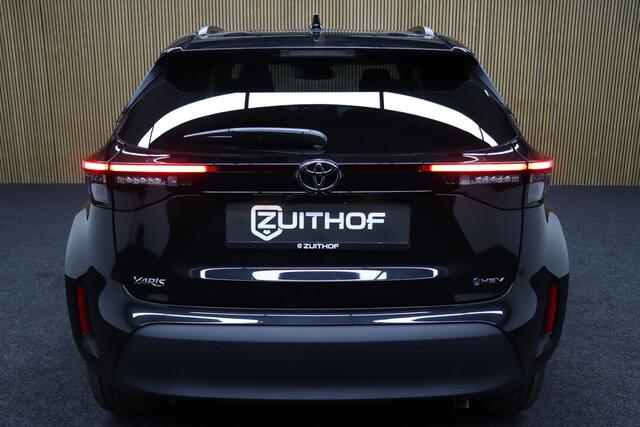 Toyota YARIS Cross 1.5 Hybrid 130 Dynamic + Comfort Pack | MY2026 | Adaptive-cruise | Camera | Clima | Apple Carplay & Android Auto | Navigatie | Keyless | Parkeerhulp | Stoel & Stuurverwarming | Dodehoekdetectie