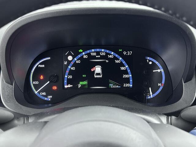 Toyota YARIS Cross 1.5 Hybrid Dynamic Dealeronderhouden | 1E Eig! | Parkeercamera | Trekhaak | 17'' Lichtmetalen Velgen | Navigatie |