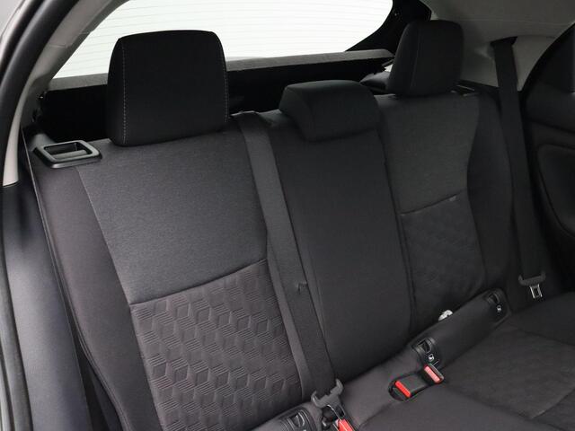 Toyota YARIS 1.5 Hybrid 115 Dynamic | Stoel en Stuurverwarming | Climate Control | Adaptieve Cruise Control | Achteruitrijcamera |