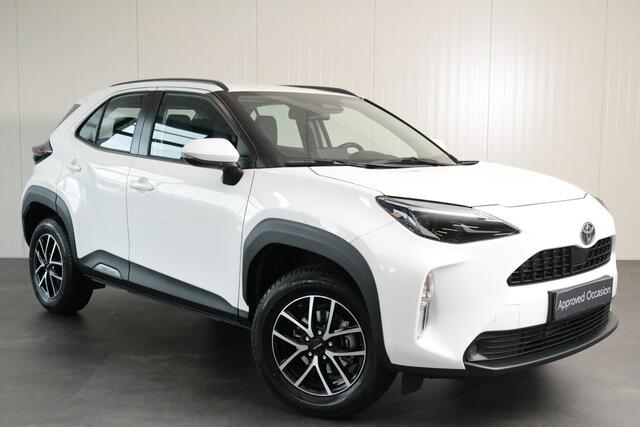 Toyota YARIS Cross 1.5 Hybrid 116 Active Limited, All Season banden , Lichtmetalen velgen
